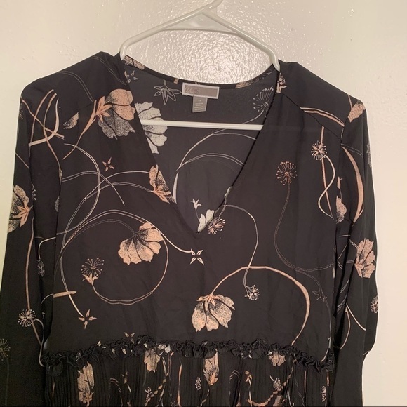 Chelsea28 Long Sleeve V-Neck Blouse Black Floral - Picture 5 of 12